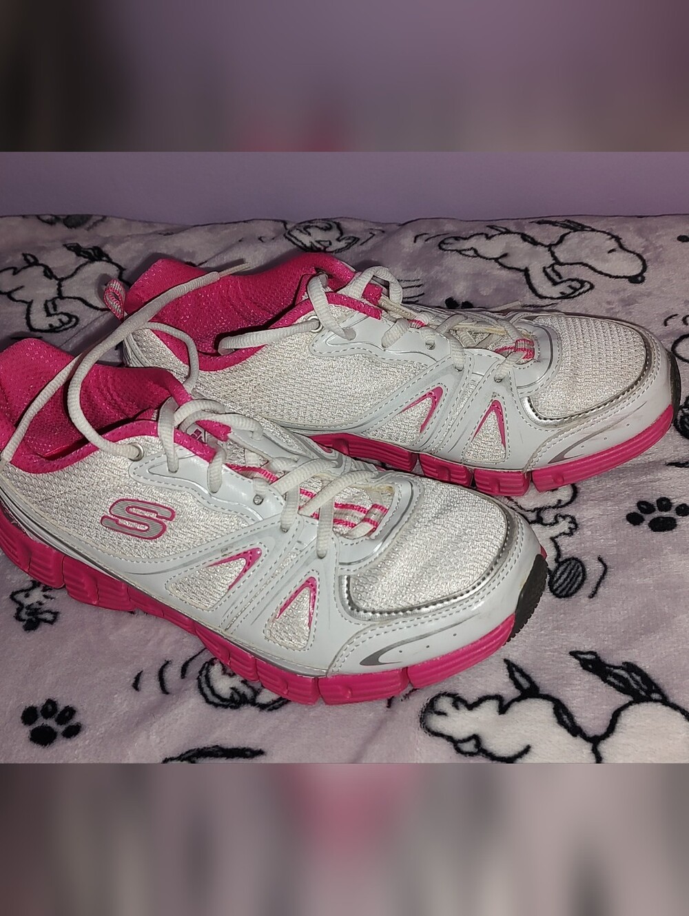 Ladies Sketchers  Size 8 Excellent Condition Worn Once
